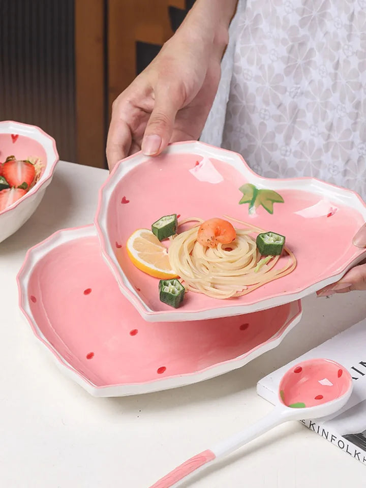 3pcs Strawberry Bowl Spoon Plate set beautiful girl heart bowl salad bowl dessert household tableware